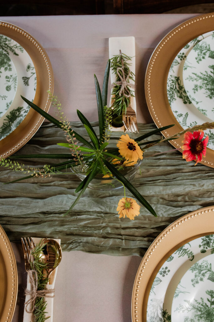 rustic wedding decor